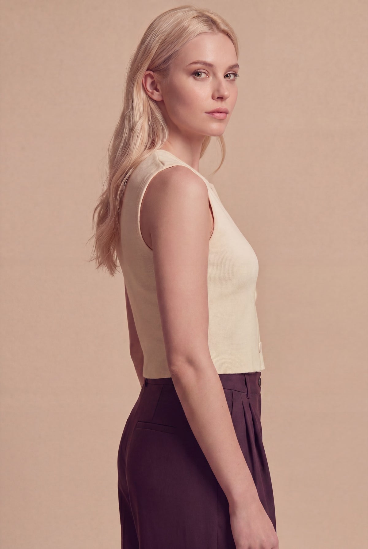 Pantalon Aylin RUYA — Bordeaux, vue de profil